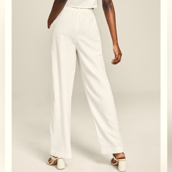 Now This High Rise Paperbag Linen Viscose Wide Leg Pull on Pants - Picture 3 of 16